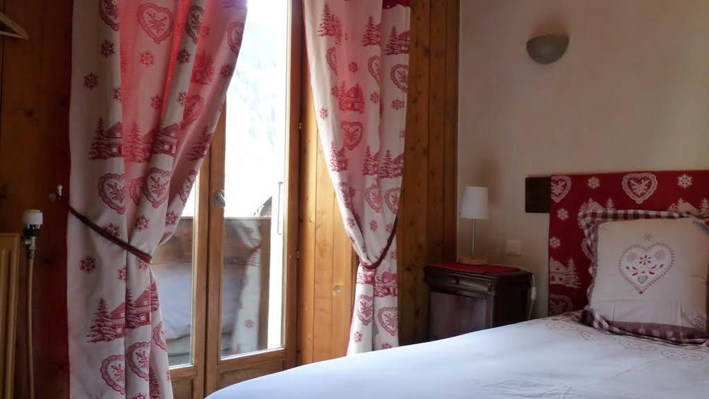 Hotel Les Gorges De La Diosaz 3*